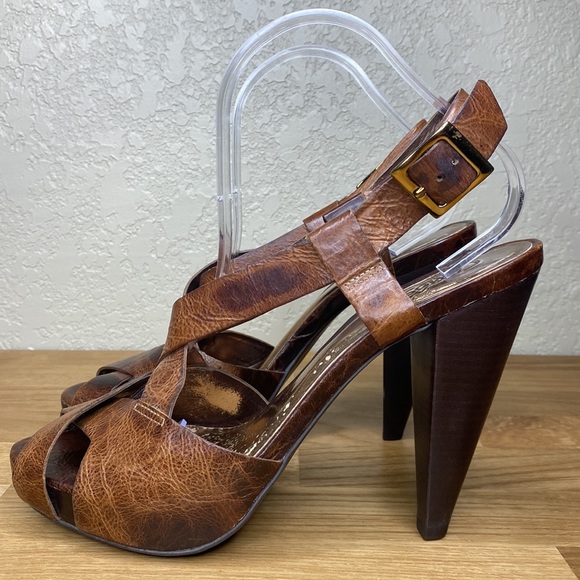 Carlos Santana Mesa Strappy Heels - Picture 5 of 14